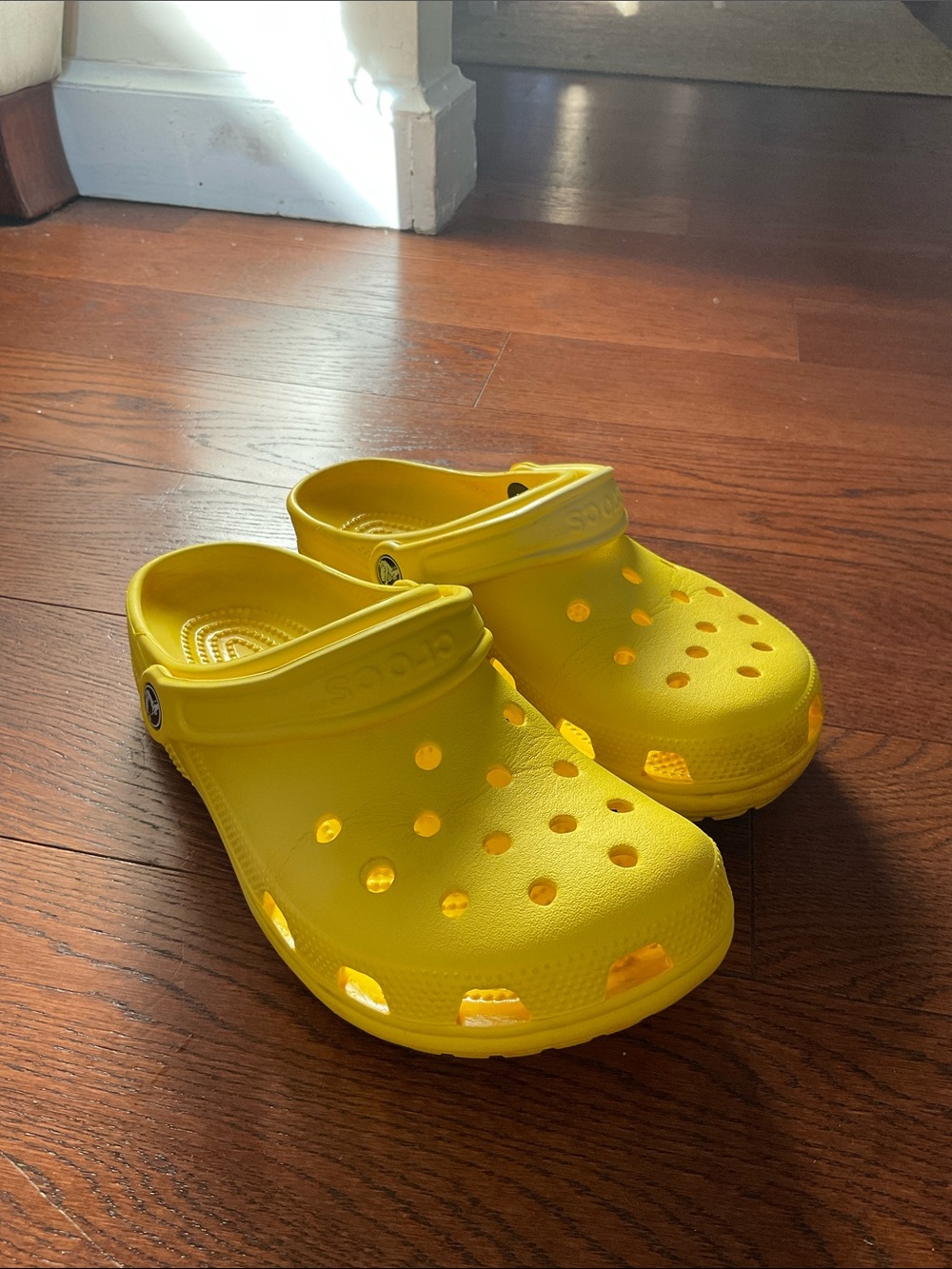 Yellow crocs ★